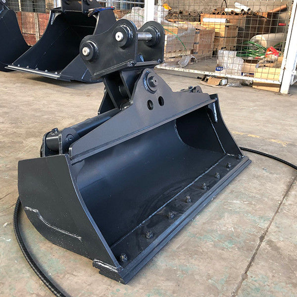 Le seau d'inclinaison de l'excavateur de nivellement s'adapte à différentes marques et modèles pour des performances optimales